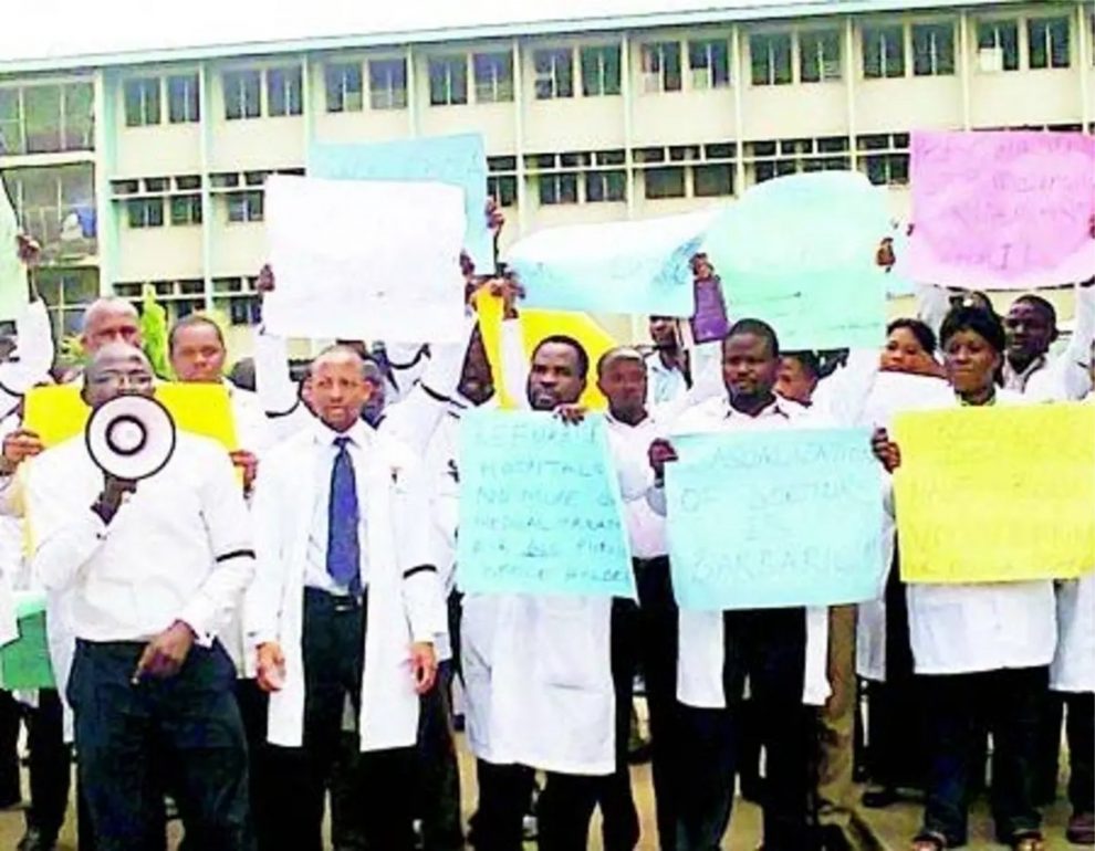 Striking doctors urge Akeredolu to